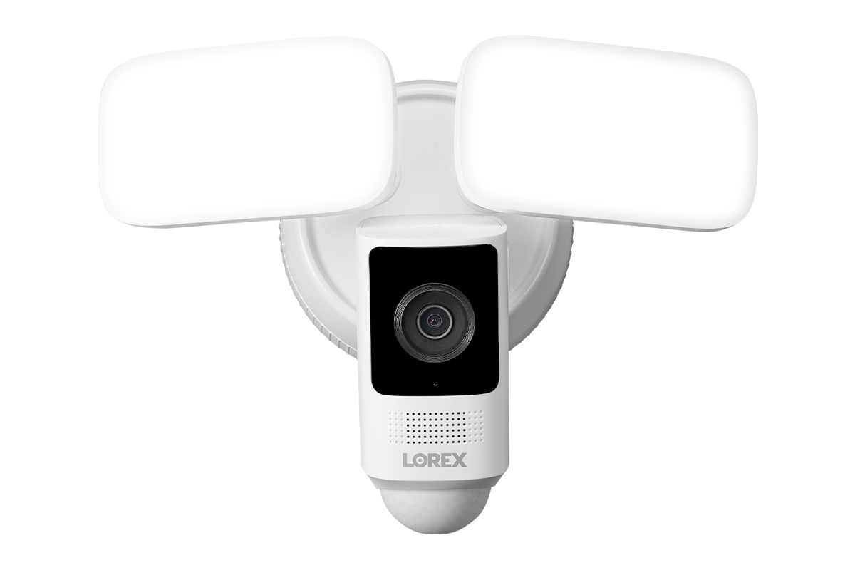 Lorex 2K Wi-Fi Floodlight Security Camera (32GB) - Open Box